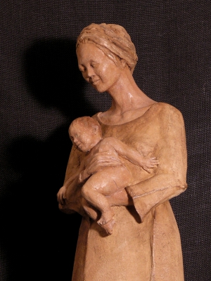 Mamma-con-bambino-c-2008 - Copy.JPG